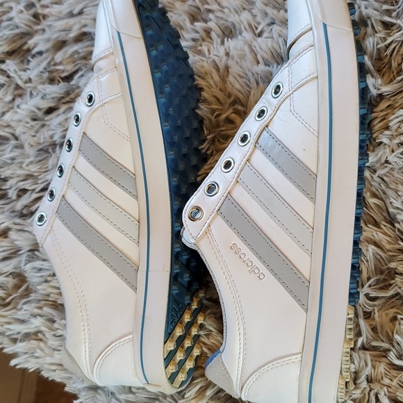 Adidas golf shoes.‎ - Picture 2 of 7